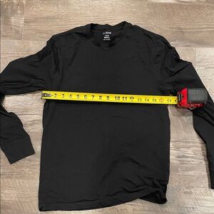 J. Crew Men's Classic Black Long Sleeve Tee